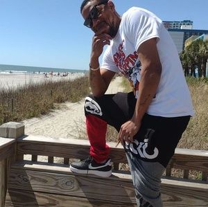 Meet your Posher, Wesley